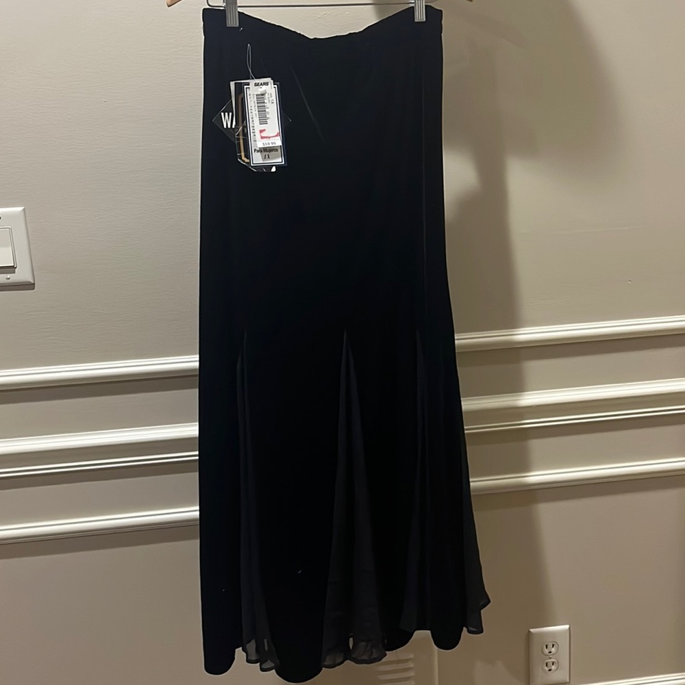 Vtg Velvet black maxi skirt sz 1X